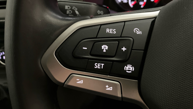 Volkswagen Transporter T32 Lwb Diesel 2.0 TDI 150 Highline Kombi Van DSG